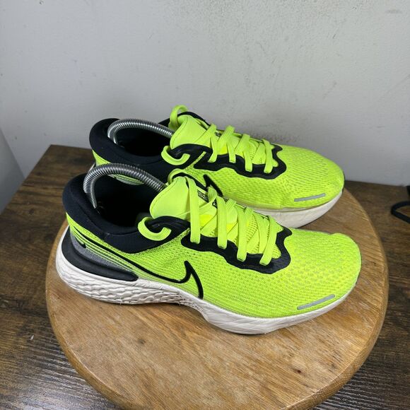 Nike ZoomX Invincible Run Flyknit Shoes Mens Size 8 Running CT2228-700